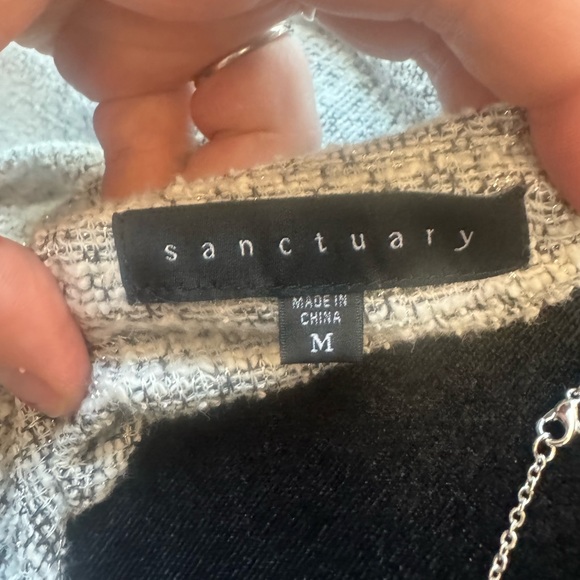 Sanctuary Two-Material Tank Top - Picture 4 of 4